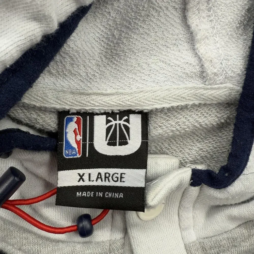 Chicago Bulls Hoodie Mens XL Gray Red NBA Basketball Pullover Colorblock USA - Picture 3 of 10